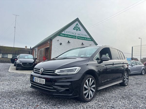 Volkswagen Touran MPV, Petrol, 2016, Black