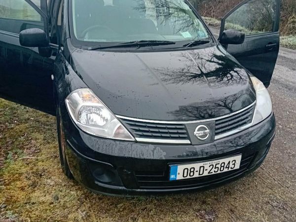 Nissan Tiida Hatchback, Petrol, 2008, Black