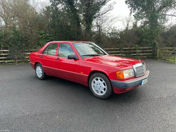Other Other Saloon, Petrol, 1993, Red