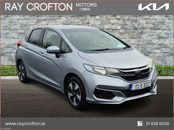 Honda Fit Hatchback, Petrol Hybrid, 2017, Silver