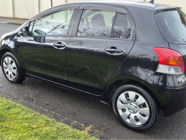 Toyota Vitz Hatchback, Petrol, 2009, Black