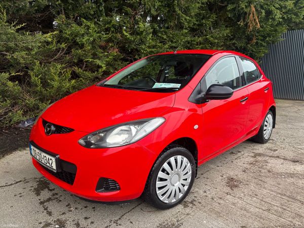 Mazda Mazda2 Hatchback, Petrol, 2008, Red