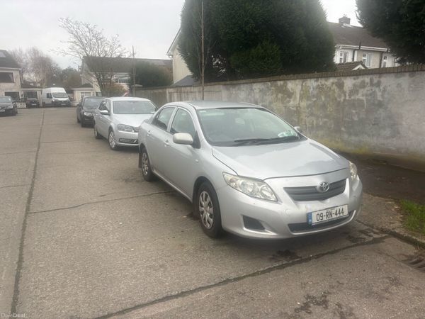 Toyota Corolla Saloon, Diesel, 2009, Silver