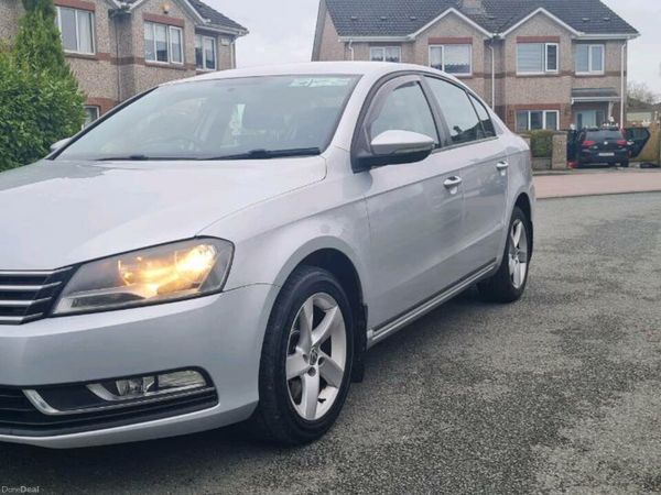 Volkswagen Passat Saloon, Diesel, 2013, Silver