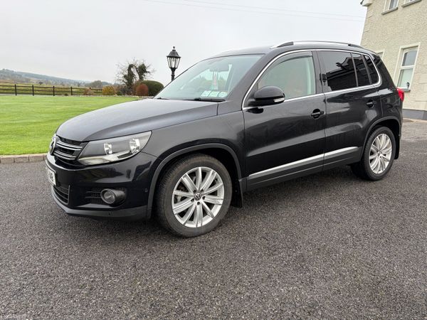 Volkswagen Tiguan SUV, Diesel, 2015, Black
