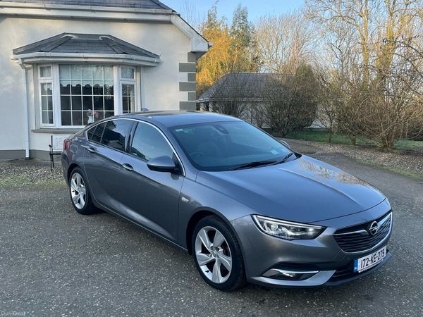 Opel Insignia Hatchback, Diesel, 2017, Grey