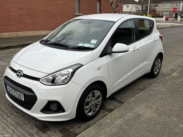 Hyundai i10 Hatchback, Petrol, 2016, White
