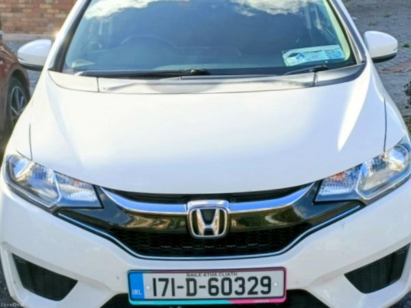 Honda Fit Hatchback, Petrol Hybrid, 2017, White