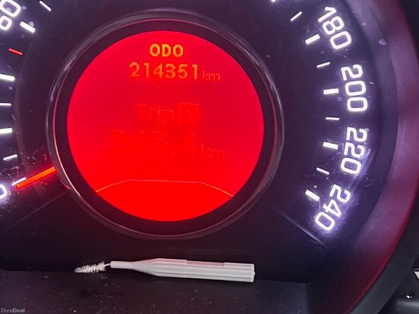 Kia Sportage SUV, Diesel, 2012, Silver