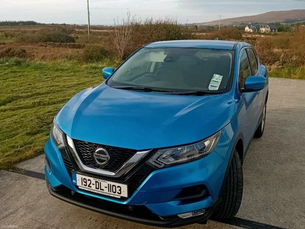 Nissan Qashqai Hatchback, Diesel, 2019, Blue