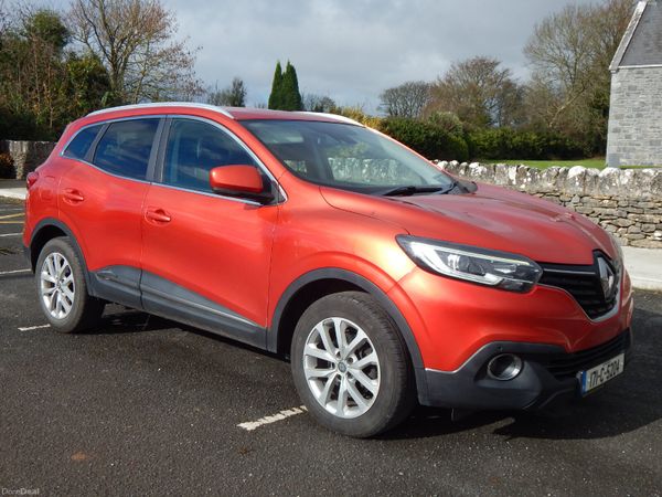 Renault Kadjar SUV, Diesel, 2017, Red