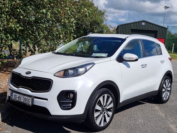 Kia Sportage SUV, Diesel, 2016, White