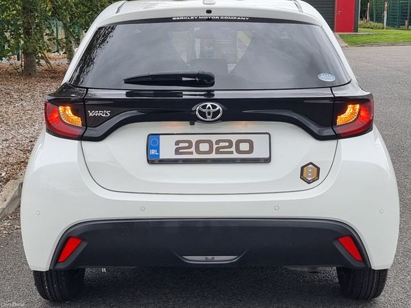 Toyota Yaris Hatchback, Petrol, 2020, White