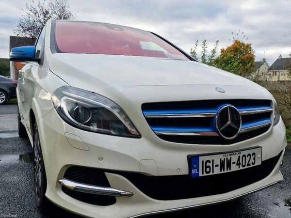 Mercedes-Benz B-Class MPV, Electric, 2016, White