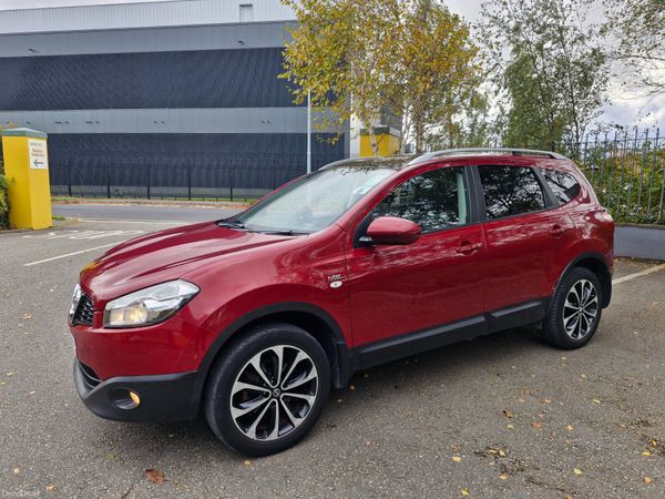 Nissan Qashqai+2 MPV, Diesel, 2012, Red
