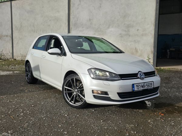 Volkswagen Golf Hatchback, Petrol, 2015, White