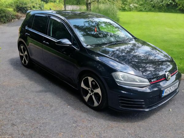 Volkswagen Golf Hatchback, Petrol, 2014, Black