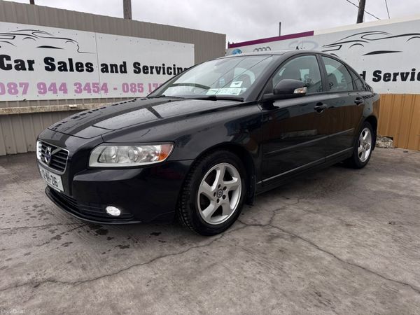 Volvo S40 Saloon, Diesel, 2012, Black