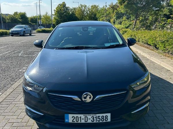 Vauxhall Insignia Hatchback, Diesel, 2020, Black