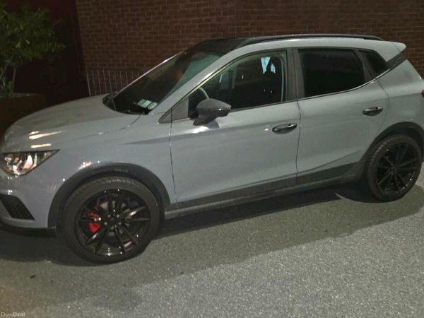 SEAT Arona SUV, Petrol, 2018, Grey