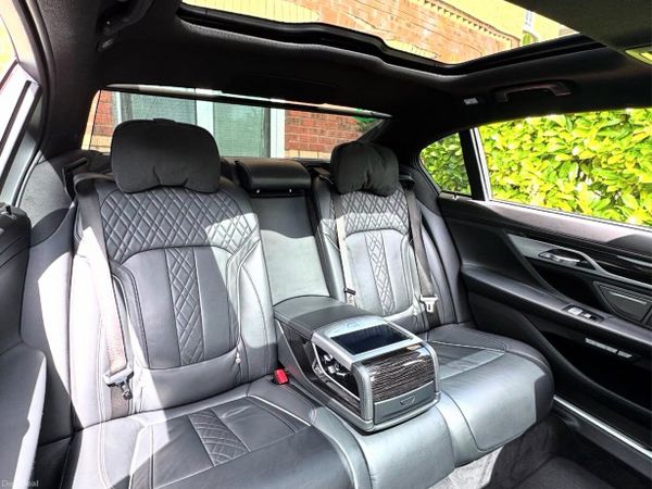 BMW 7-Series Saloon, Diesel, 2018, Black