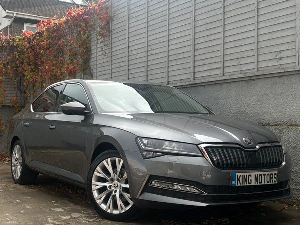 Skoda Superb Hatchback, Petrol Hybrid, 2023, Grey
