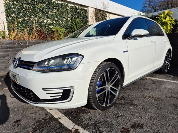 Volkswagen Golf Hatchback, Petrol Plug-in Hybrid, 2016, White