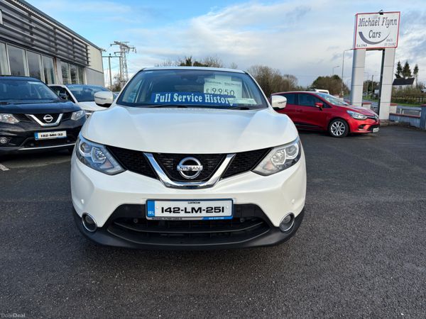 Nissan Qashqai Hatchback, Diesel, 2014, White