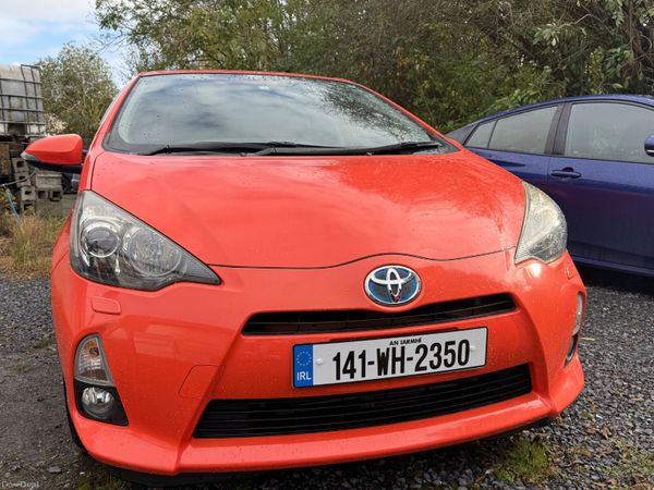 Toyota Aqua Hatchback, Petrol Hybrid, 2014, Orange