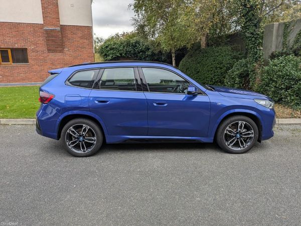 BMW X1 Estate/Jeep, Petrol Plug-in Hybrid, 2023, Blue