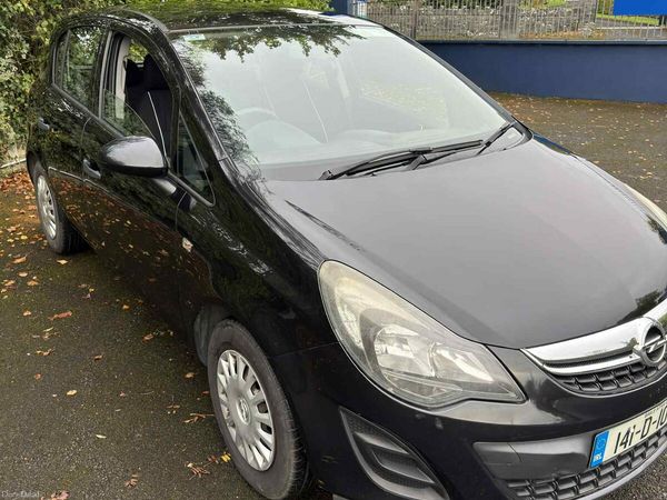 Opel Corsa Hatchback, Petrol, 2014, Black