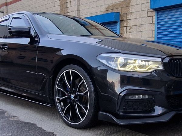 BMW 5-Series Saloon, Petrol Plug-in Hybrid, 2018, Black