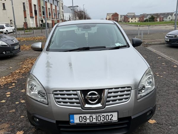 Nissan Qashqai Hatchback, Diesel, 2009, Silver