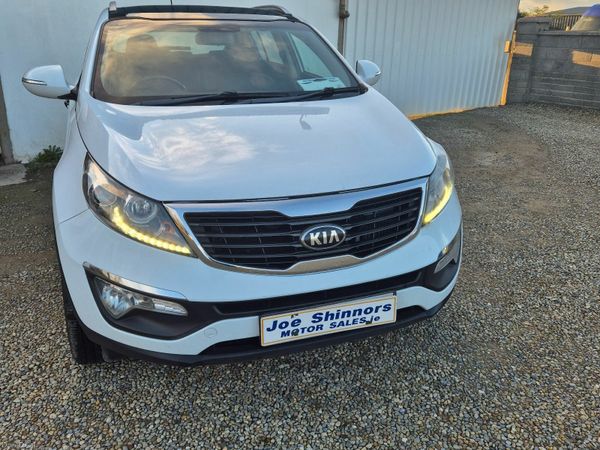 Kia Sportage SUV, Diesel, 2013, White