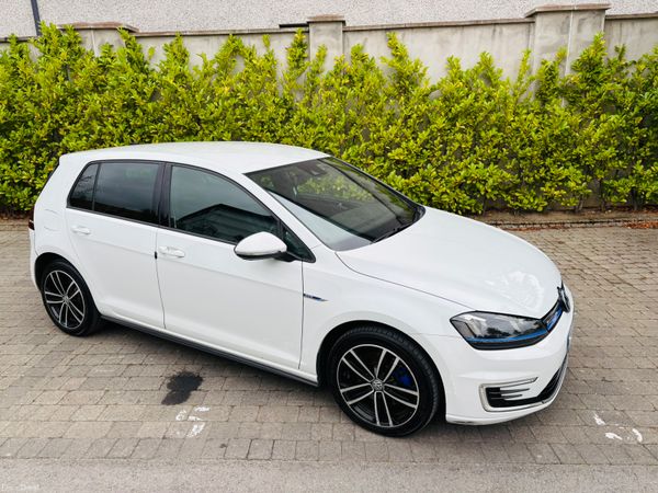 Volkswagen Golf Hatchback, Petrol Plug-in Hybrid, 2016, White
