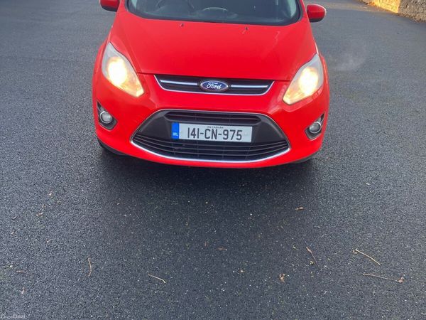 Ford Grand C-Max MPV, Diesel, 2014, Red