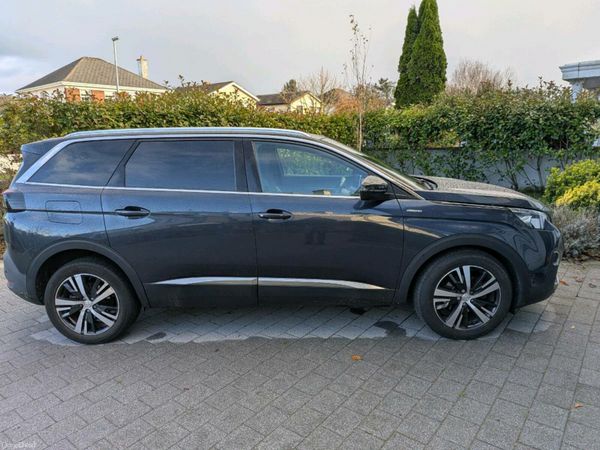 Peugeot 5008 MPV, Petrol, 2018, Blue