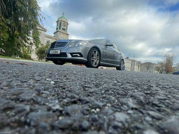 Mercedes-Benz E-Class Saloon, Diesel, 2011, Silver
