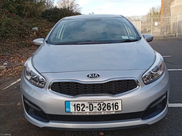 Kia Ceed Hatchback, Diesel, 2016, Silver