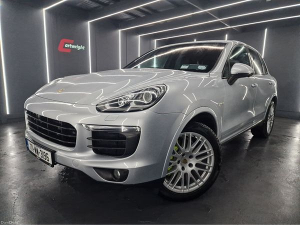 Porsche Cayenne SUV, Petrol Plug-in Hybrid, 2017, Silver