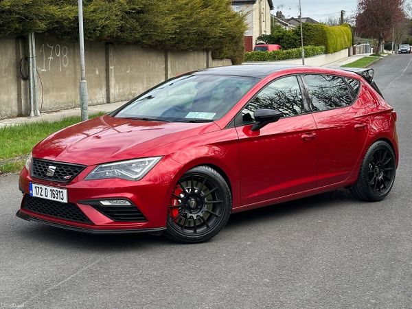 SEAT Leon Estate, Petrol, 2017, Red
