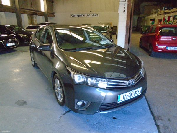 Toyota Corolla Saloon, Diesel, 2017, Grey