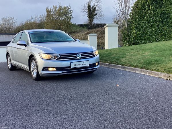 Volkswagen Passat Saloon, Diesel, 2015, Silver