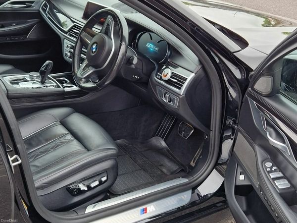 BMW 7-Series Saloon, Petrol Plug-in Hybrid, 2018, Black