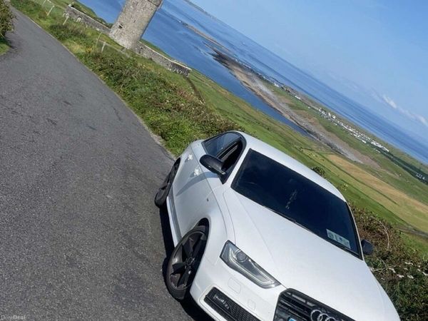 Audi A4 Saloon, Diesel, 2012, White