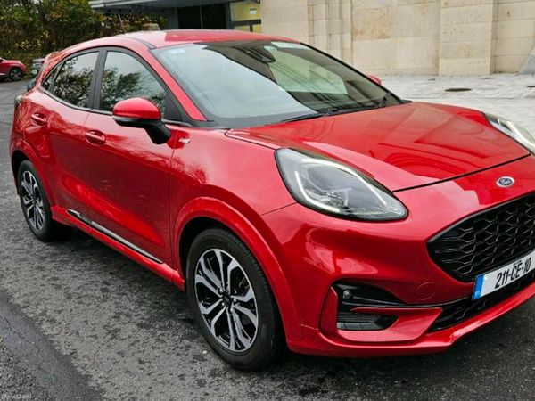 Ford Puma MPV, Petrol Hybrid, 2021, Red