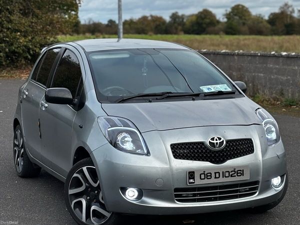 Toyota Yaris Hatchback, Petrol, 2008, Silver