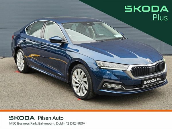 Skoda Octavia Saloon, Petrol, 2022, Blue