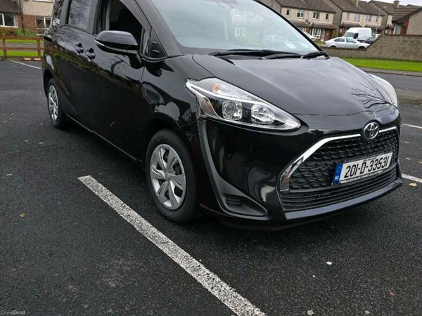 Toyota Sienta MPV, Petrol, 2020, Black