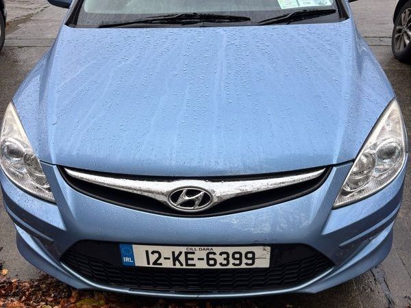 Hyundai i30 Hatchback, Diesel, 2012, Blue